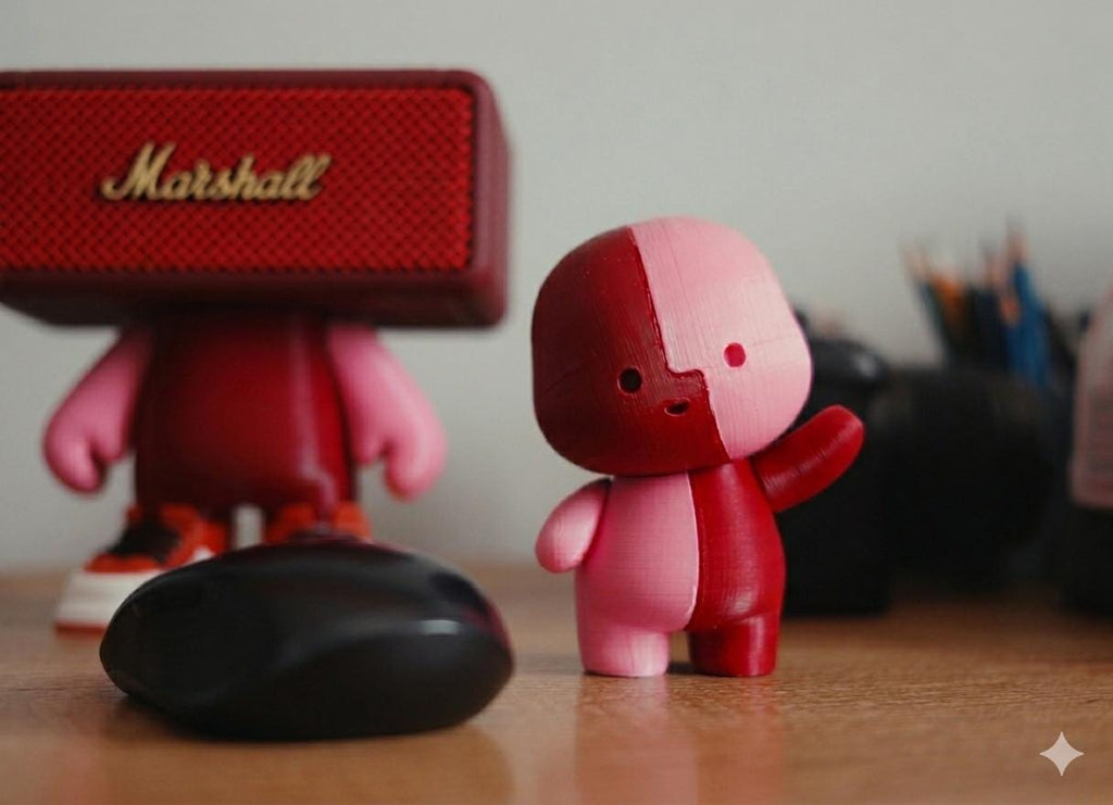 Little Magnet Guy Desk Decor, Minimalist Kawaii Figure, Two-Tone Design